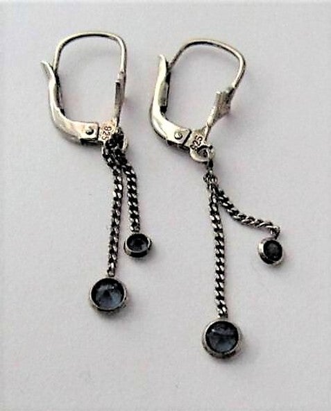 Elegante zilveren ketting-oorbellen met blauwe steentjes 925 (6533-1)