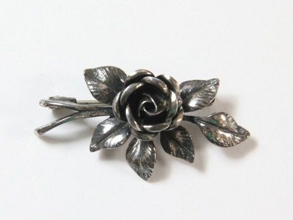 Teka, Theodor Klotz, prachtige zilveren broche roos (6722-2261)