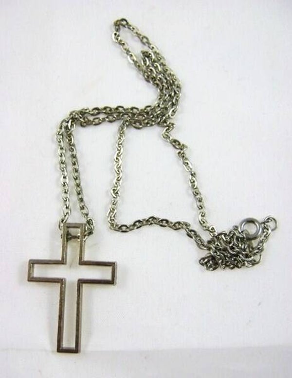 Vintage zilverkleurige ketting met open kruisje (6917-68)