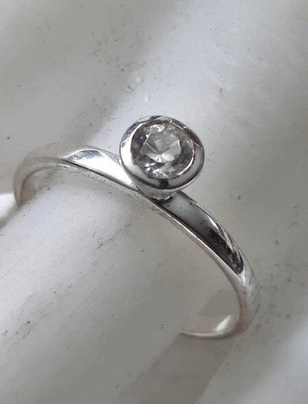 Next mooie zilveren ring met zirkonia 925 (6808-1867)