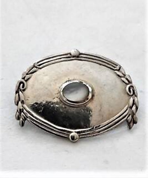 Zilveren broche met parelmoer, 925 (6895-2647)