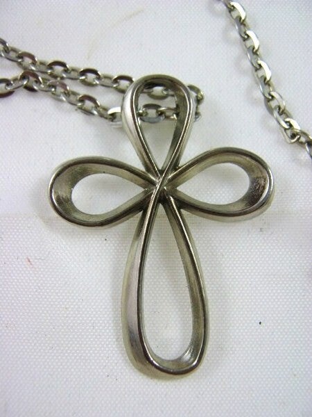 Sierlijke zilverkleurige hanger modern open kruisje (6917-69))