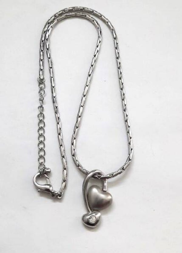 Elegante halsketting met hanger dubbel hartje & strass