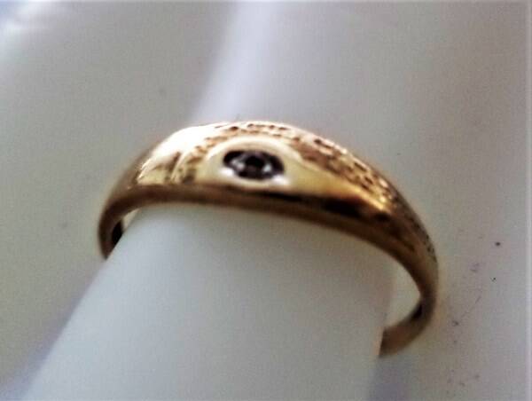 Vintage 8-karaat gouden ring met Diamant. Maat 19,2  (7)