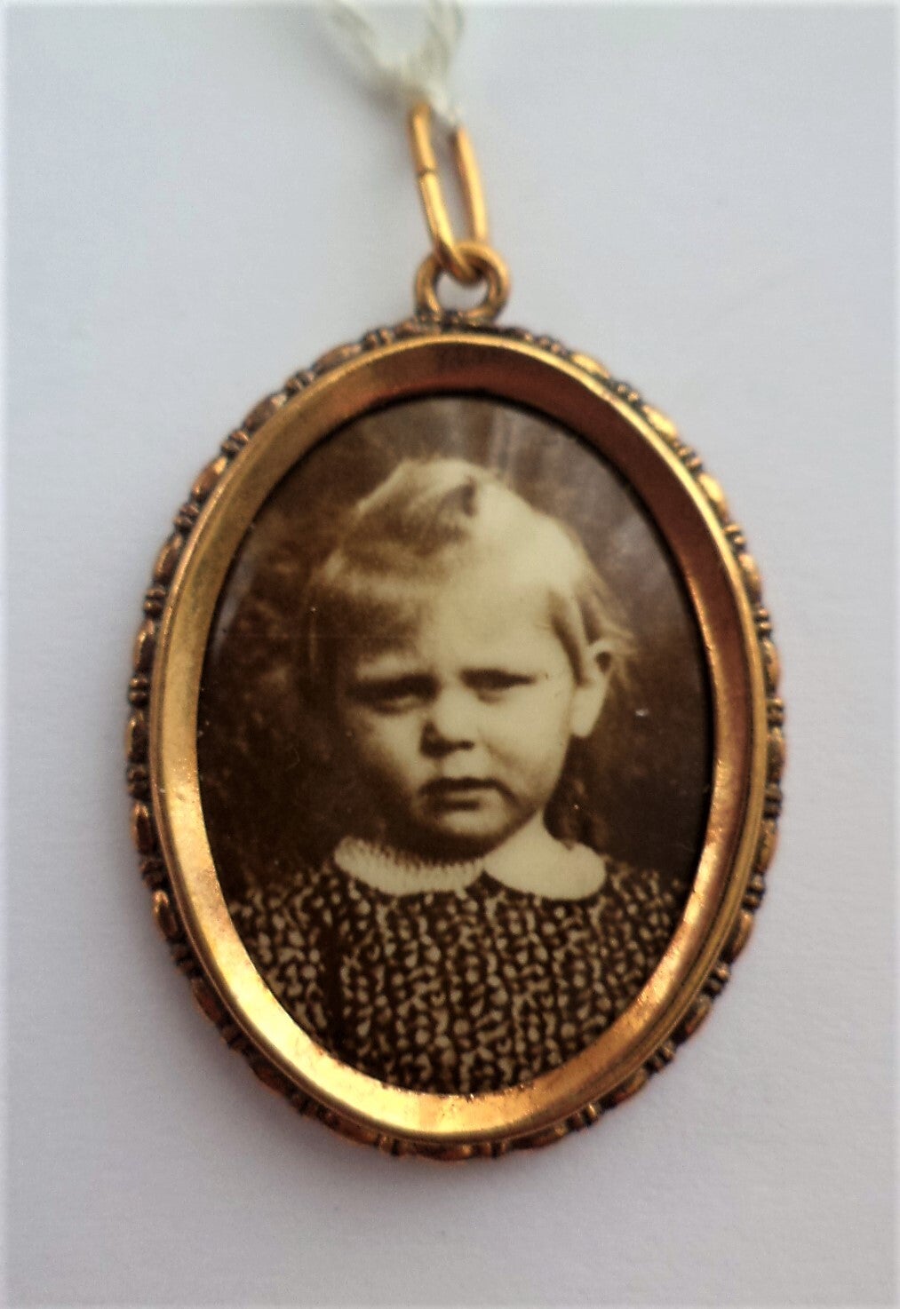 Antieke Jugendstil fotohanger / Medaillon, verguld, ca. 1900 (7131-612-7)