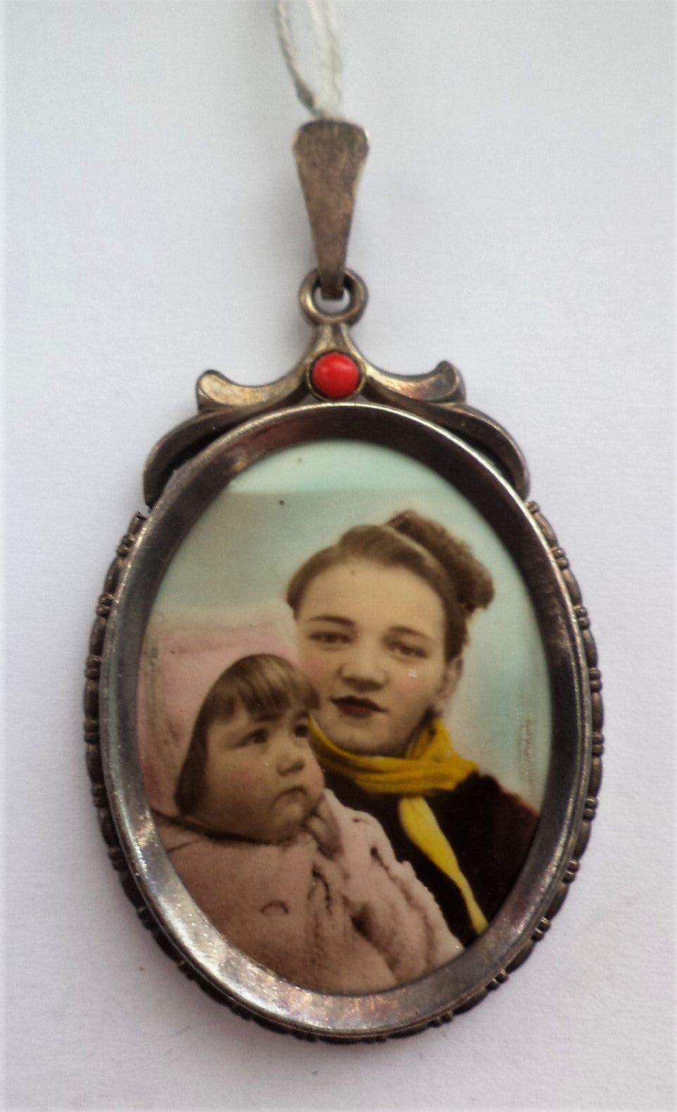 Antieke verzilverde fotohanger, Jugendstil met koraal (7131-614-7)