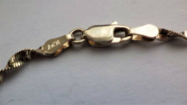 Sterling zilveren armbandje, gedraaid, getwist (7199-69)