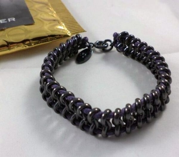Originele KG Kurt Geiger trendy armband, staal en koord (7220-464)