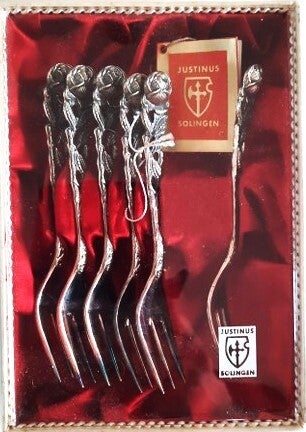 Zes gebaksvorkjes met Hildesheimer Rose - Justinus 90 (7351)