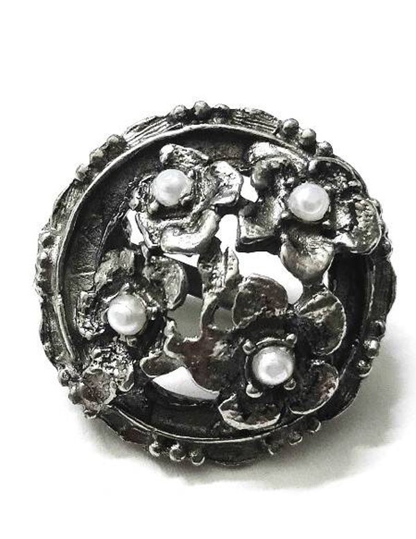 Prachtige vintage bloemenbroche met Zaadparels (7375-3896)