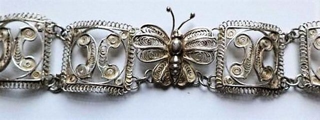 Oude filigrain zilver armband met vlinder. Uniek item (7298-525)