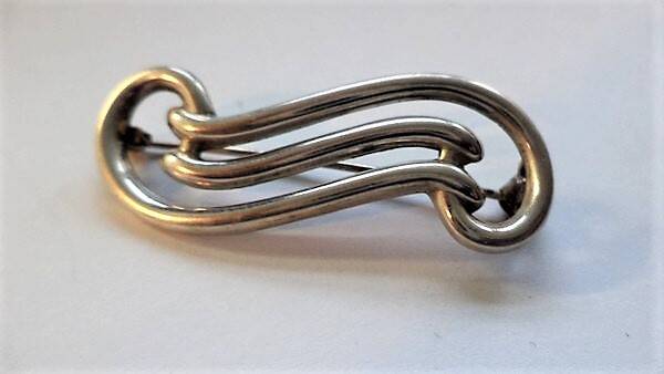 Mooie stevige zilveren broche golflijnen, 800 SD (7429)