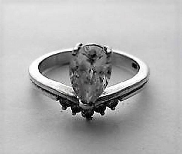 Prachtige ring met heldere druppel zirkonia, 925 (7432-2299)