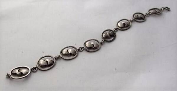 Zilveren armband met hartjes, vintage (7514-555)