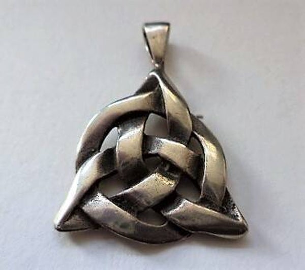 Prachtige zilveren Keltische hanger, Triquetra Trinity Knot (7539-874)