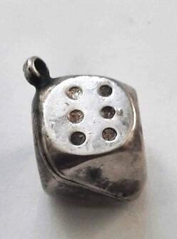 Zilveren hangertje, bedel dobbelsteen (7545-5)