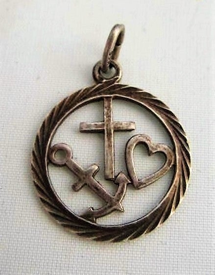 Geloof, hoop en liefde hangertje in 835 zilver (7545-937)