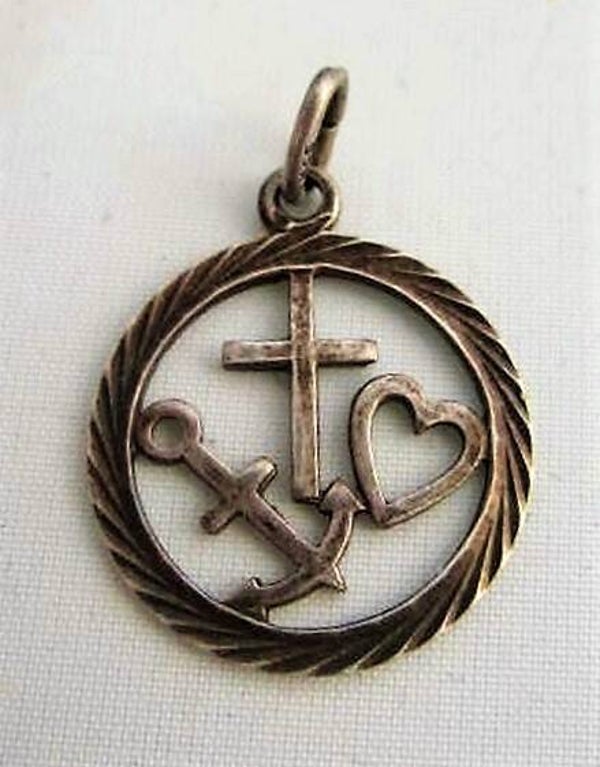 Geloof, hoop en liefde hangertje in 835 zilver (7545-937)