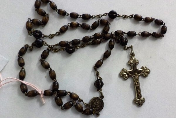 Antieke Duitse Rozenkrans - Houten Roosjes & Wonderdadige Medaille  (7741-96)