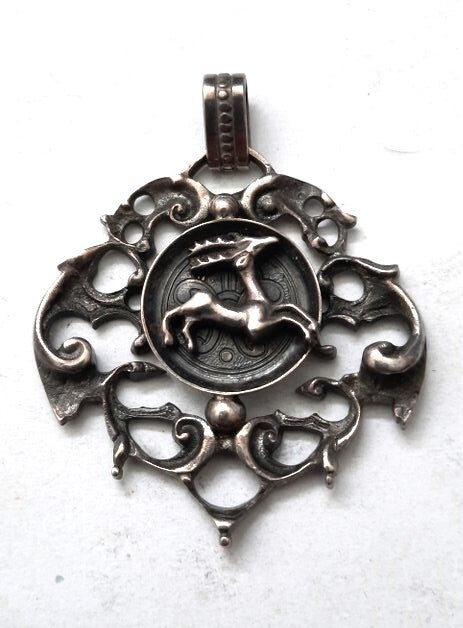 Antieke zilveren Jachthanger - Vluchtend Hert - BAS (8044)