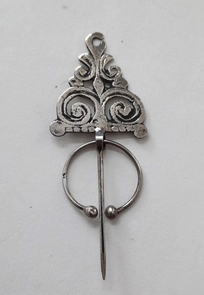 Prachtige zilveren Berber Fibula, Mantelspeld (8063)