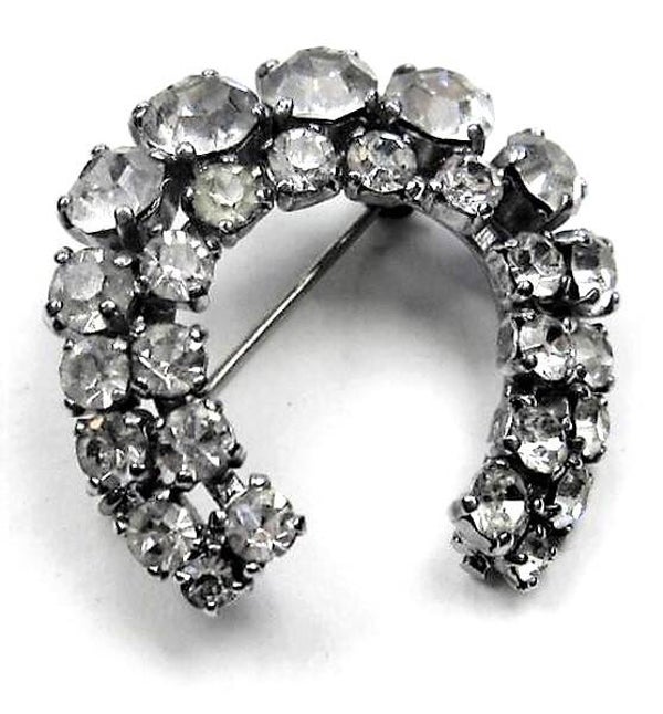 Hoefijzer. Geluksbroche met schitterende strass (R70)