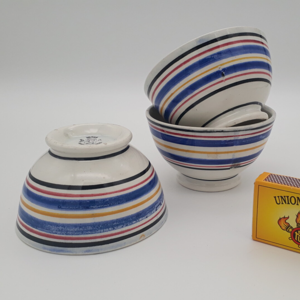 Kleine blauwe kommetjes (Art déco, Boch)