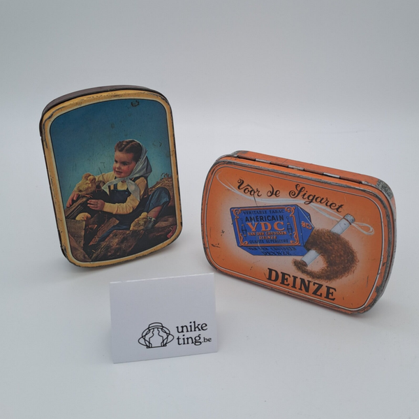 Blikken vintage sigarettendoosjes
