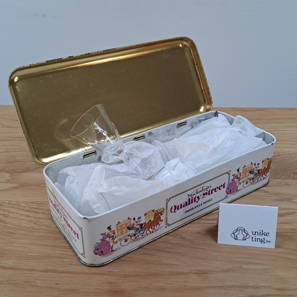 6 aperitief-glaasjes in een box (Doyen, België)