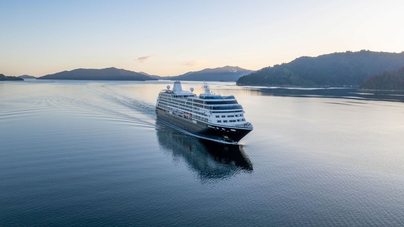 Azamara Kreuzfahrtschiff auf See