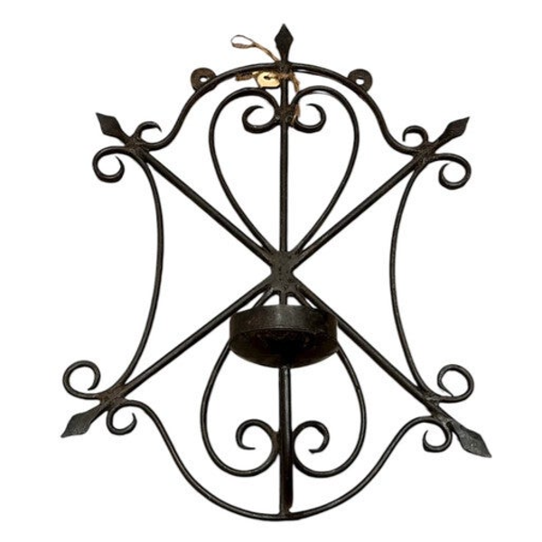 WANDKANDELAAR GIETIJZER LANDELIJK