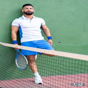 smashing-on-the-court-2-standard.jpg
