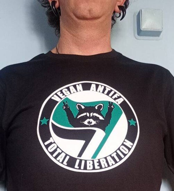 Vegan Antifa - Total Liberation - Longsleeves - Vegan
