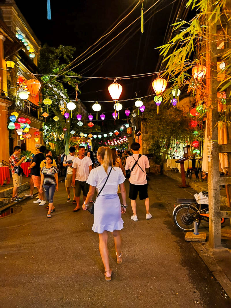 Vietnam Travelguide