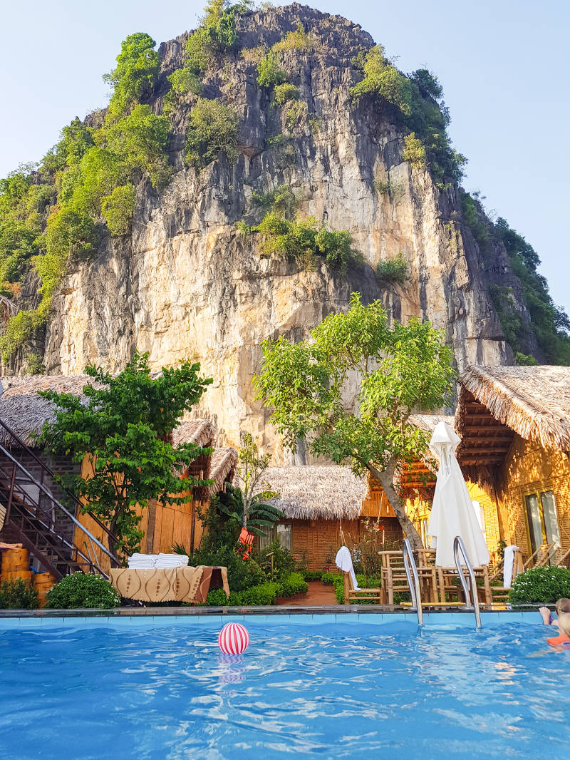 Vietnam Travelguide