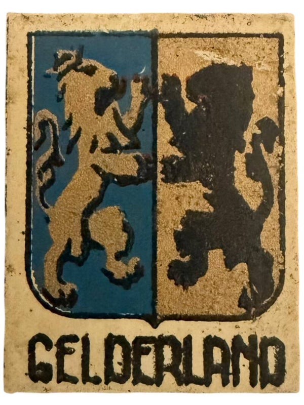 Origineel WW2 Provinciaal speldje Winterhulp Nederland 'Gelderland'