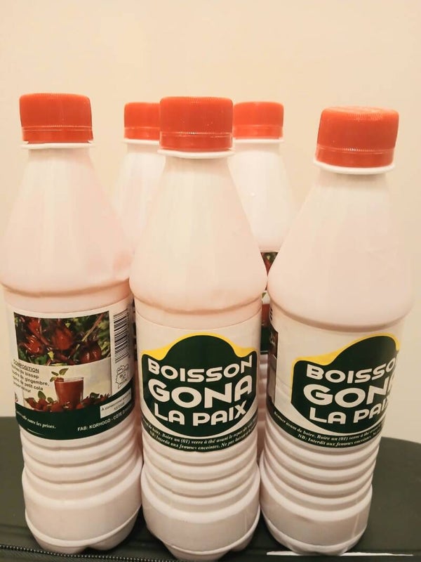 Un lot de 2 FORMES DE GONA NEWS DESIGN