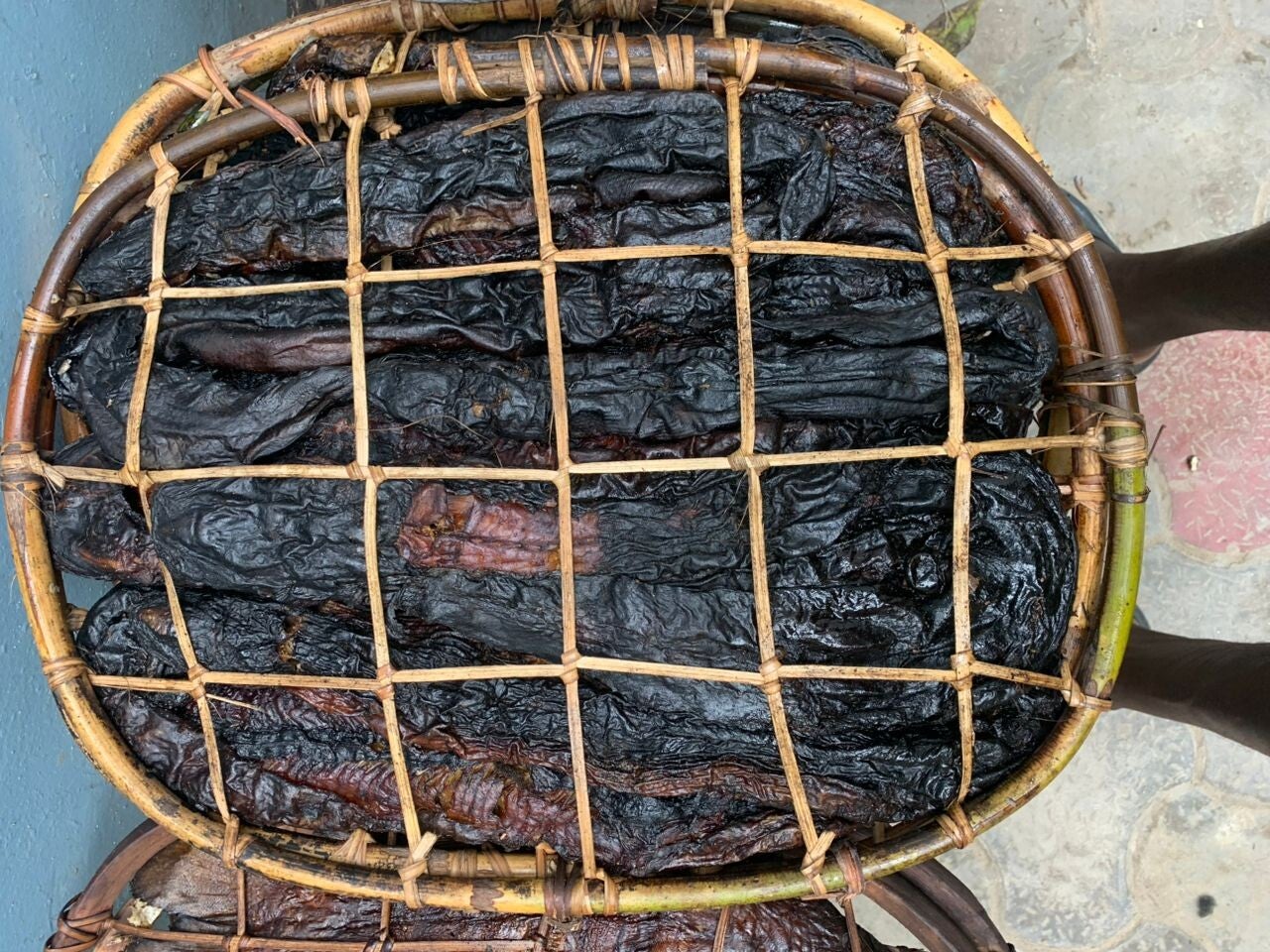 Nzombo fumé - languille du Congo  fumé 100% Bio