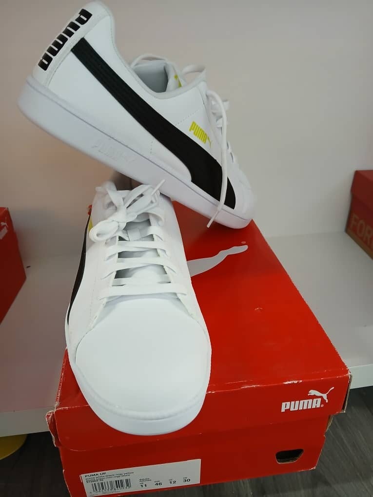 Basket Puma noire et blanc taille unique