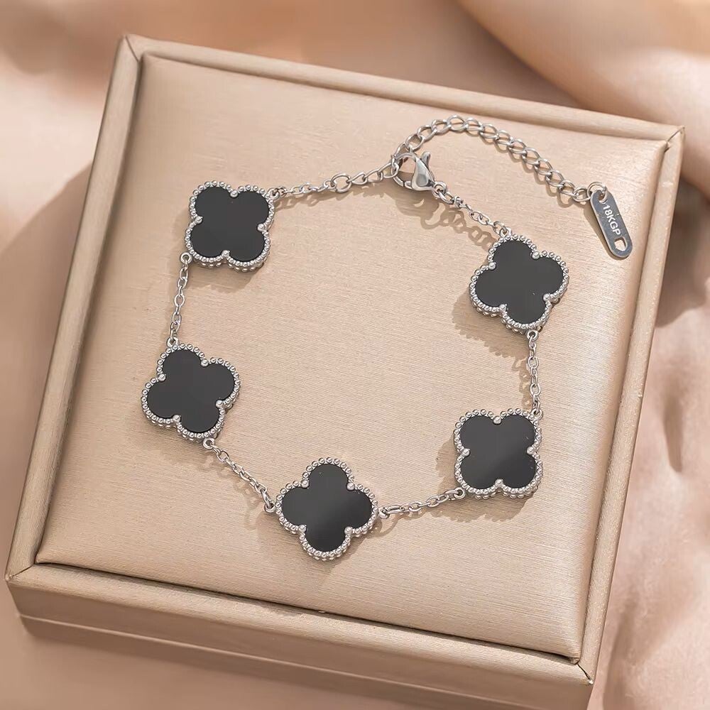 Stainless Steel Exquisite Temperament Lucky Clover Bracelet in 2 Colors