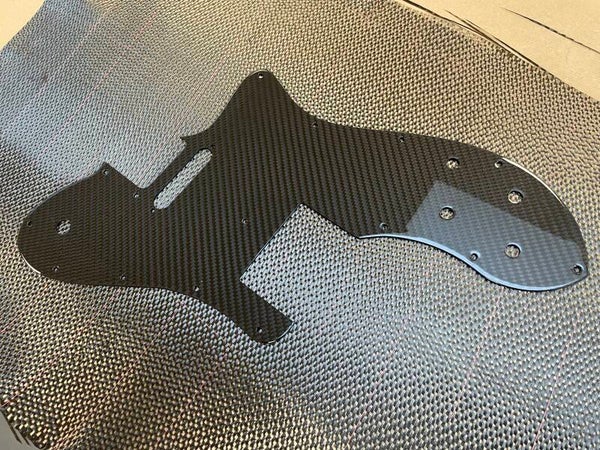 Pickguard ou toutes pièces sur mesure