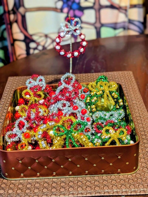 TINY WREATHS