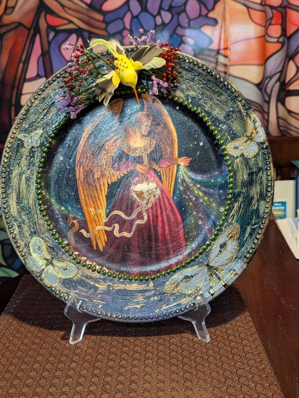 ANGEL PLATE - 1