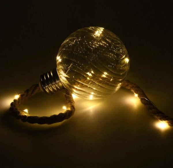 Villa Volance - Hangverlichting touw op batterijen - 10 LED Lampjes - Kerstversiering - Decoratie.