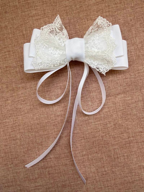 Ivory Lace Princess Bow