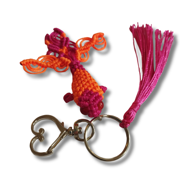 Porte-clés Carpe Koï en macramé – Rose fuchsia et orange