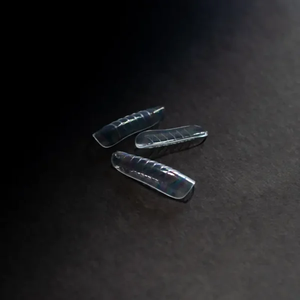 Upper dual forms oval