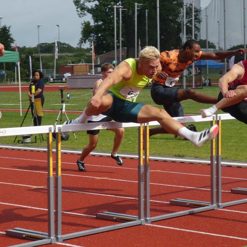 Horden met vlnr Mak, Jansons, Raap en Van Rijn