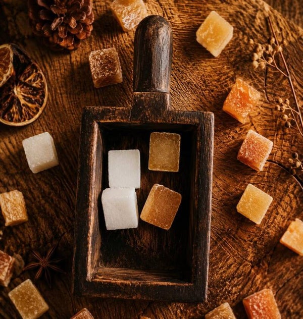 Amberblokjes Cadeauset met Houten Bak – 4 Amberblokjes naar Keuze
