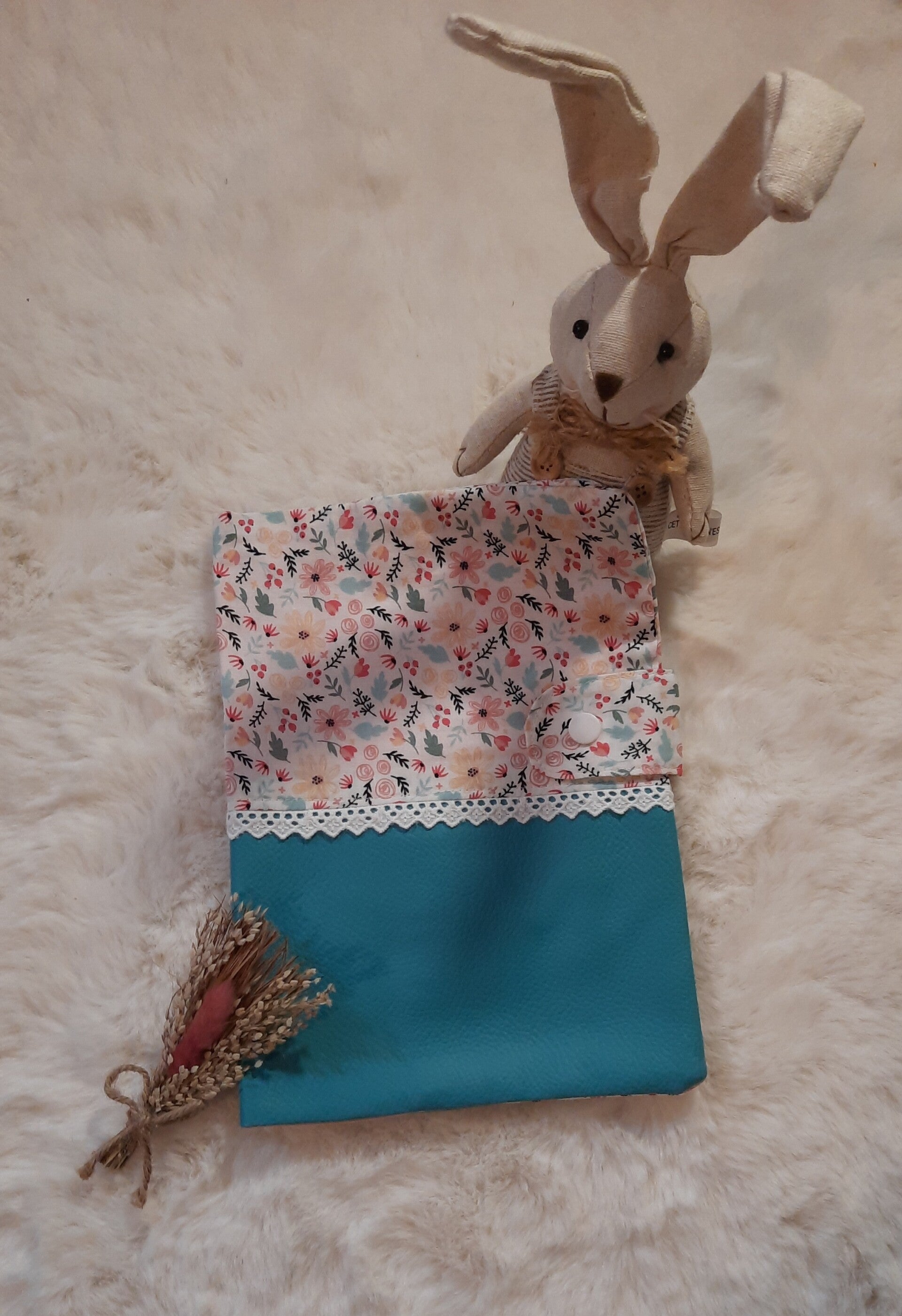 Protège carnet de santé - Fleurs printanières - turquoise